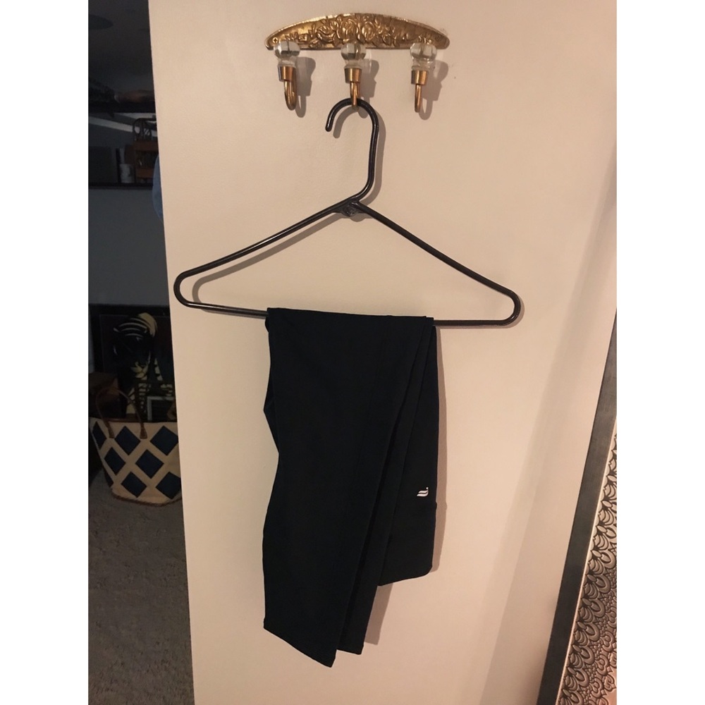 NEW Fabletics Powerhold Leggings